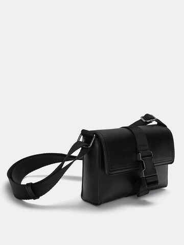 Pull&Bear Válltáska - fekete