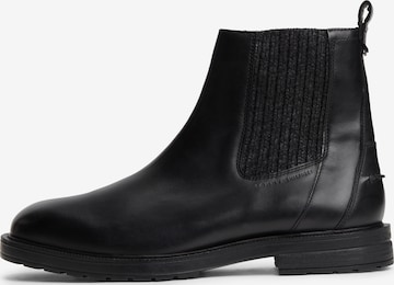 TOMMY HILFIGER Boot in Black: front