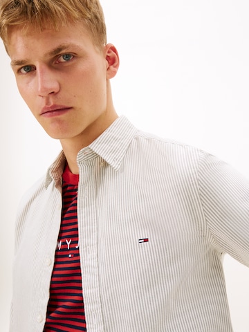 Tommy Jeans Slim fit Button Up Shirt in Green