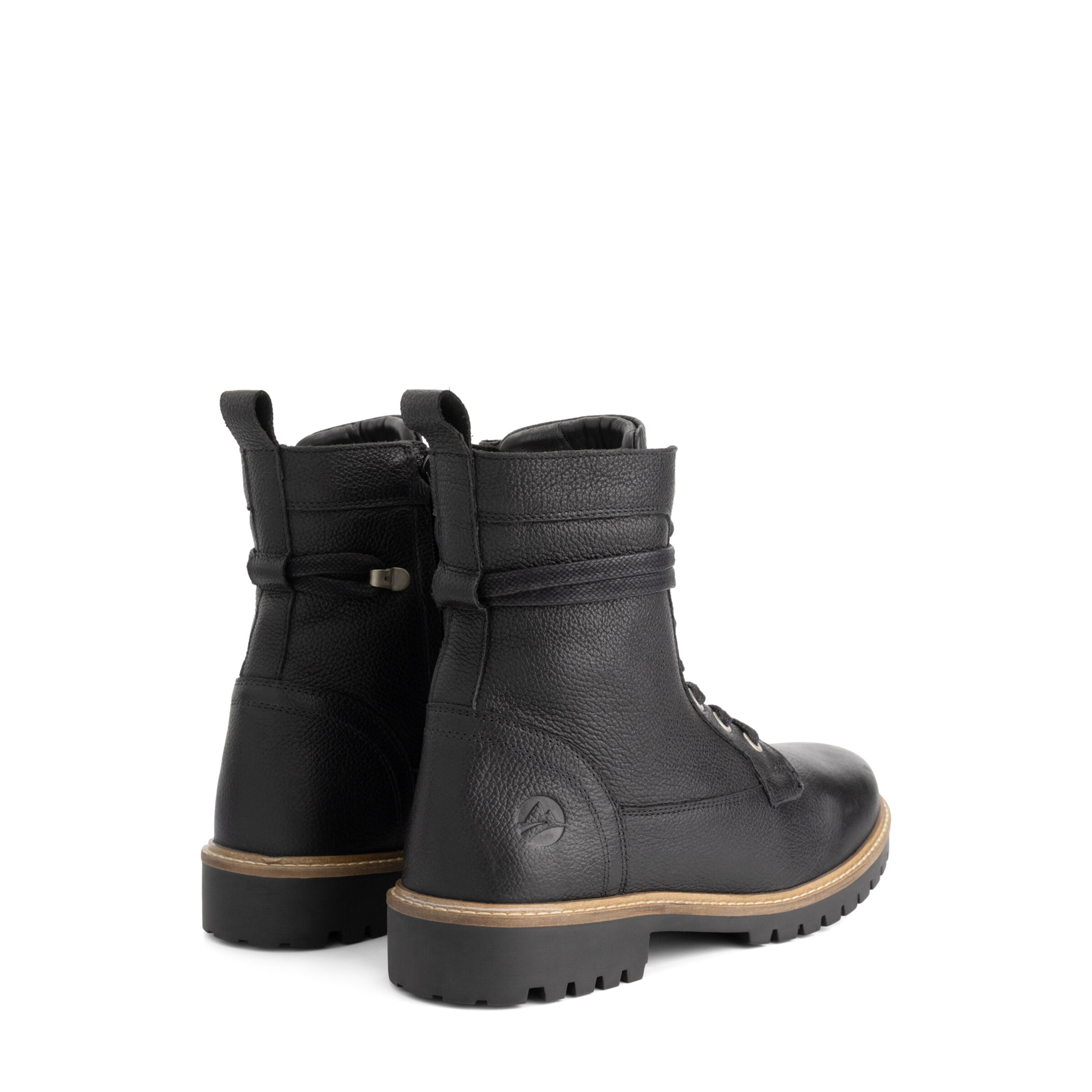 Travelin Lace-up boots 'Trongsberg' in Black