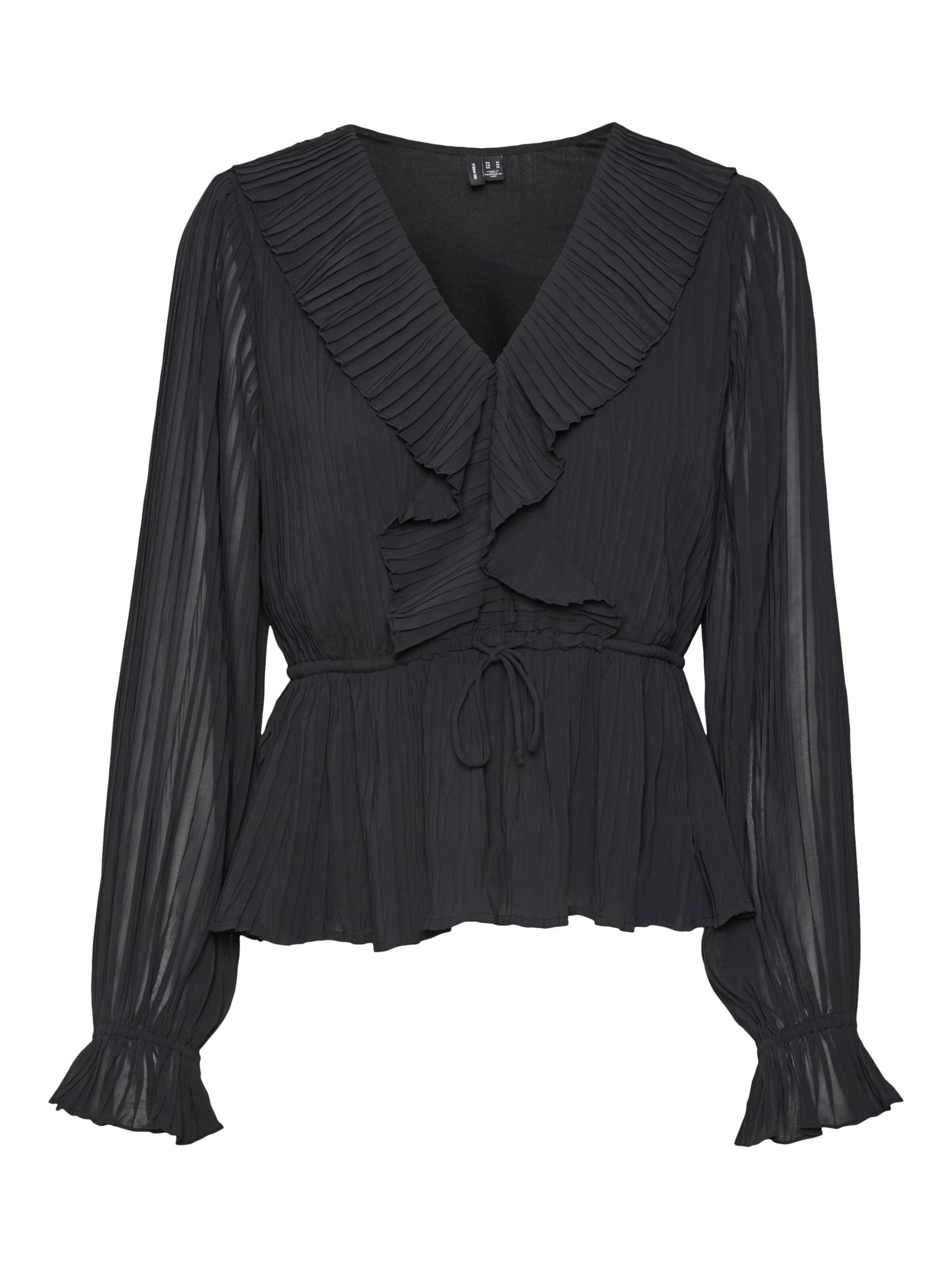 Vero Moda Curve Shirt in Black: front