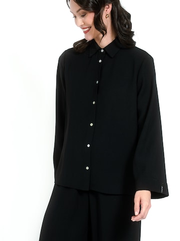 Jascha Stockholm Bluse i sort
