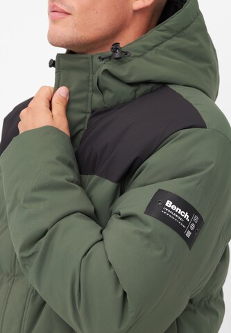 BENCH Jacke in Grün