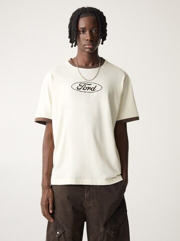 Pull&Bear T-Shirt in Beige: Vorderseite