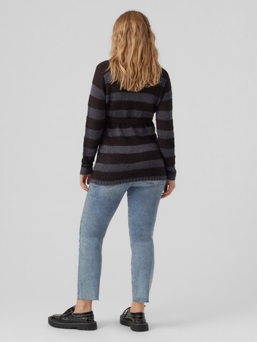 MAMALICIOUS Пуловер 'Sandy' в черно