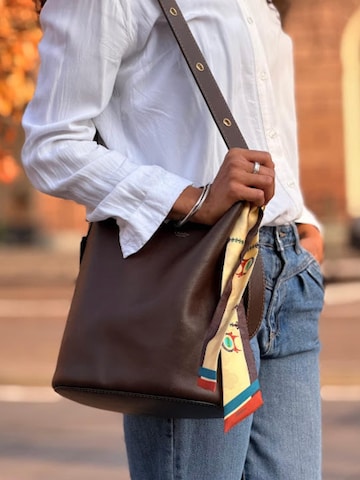 Sciarpa di AFROZAN in marrone