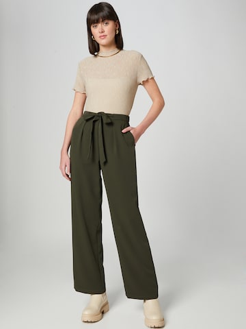 Guido Maria Kretschmer Women Wide leg Pleat-front trousers 'Nola' in Green