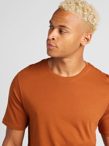 JACK & JONES Přiléhavý střih Tričko – hnědá