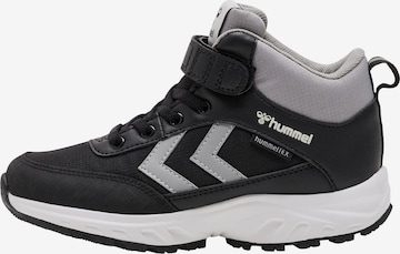 Hummel Boots in Schwarz: Vorderseite