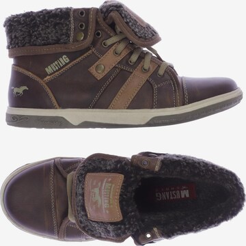 MUSTANG Sneakers & Trainers in 37 in Brown: front