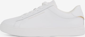 TOMMY HILFIGER Sneaker 'Essential Court' in Weiß: Vorderseite