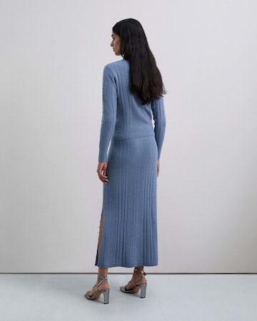 Scalpers Rock in Blau