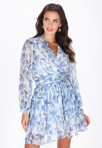 faina - Vestido em azul: frente