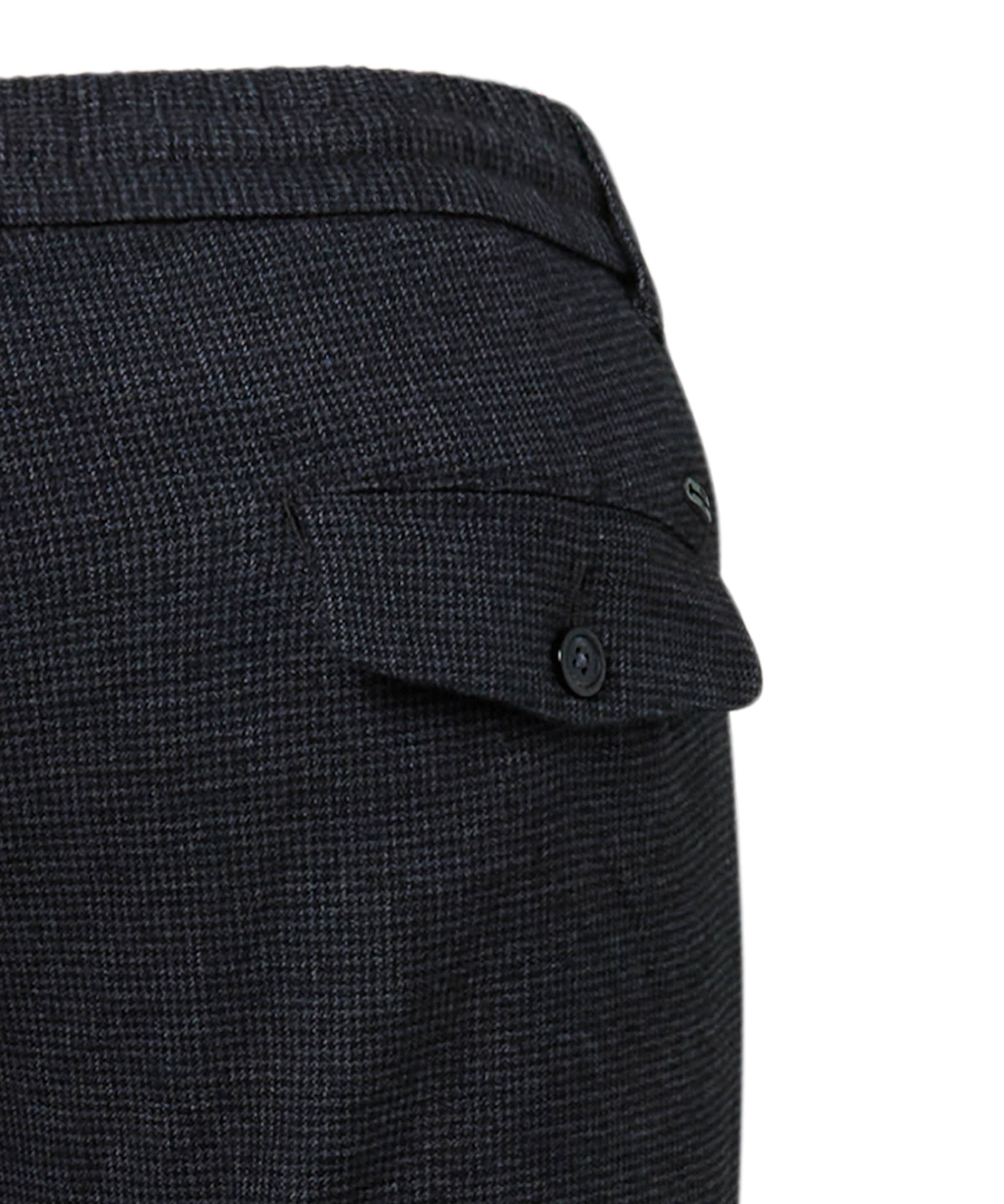 Pioneer Authentic Jeans Slim fit Chino Pants in Black
