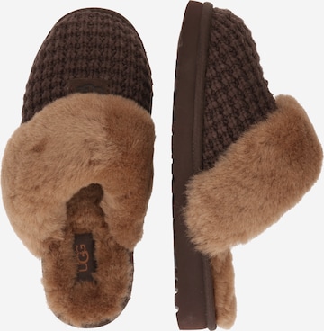 Pantoufle UGG en marron