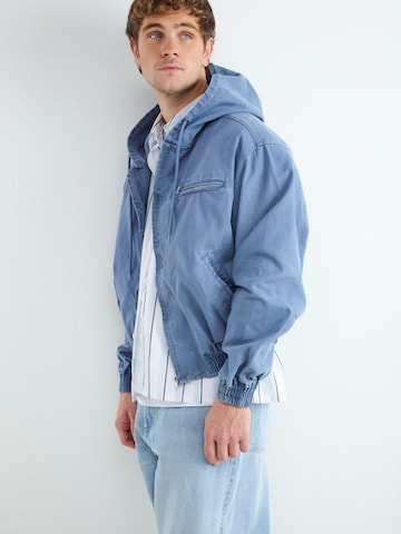 BALMOHK Демисезонная куртка в Синий: спереди