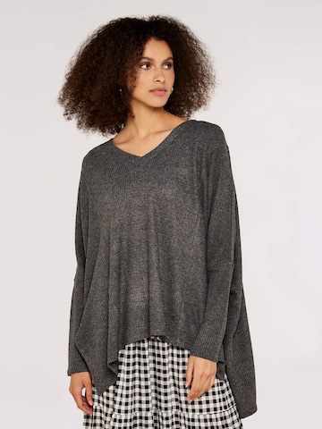 Pull-over oversize Apricot en gris : devant