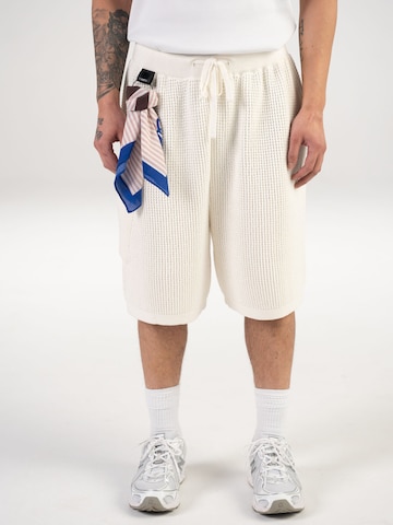 Alessandro Magno Loose fit Workout Pants in White: front