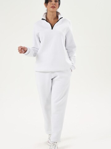 LOUIS LECLER Sweatshirt 'Sage' in Wit