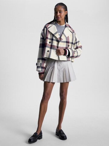 TOMMY HILFIGER Kurtka przejściowa w kolorze biały