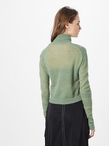 WEEKDAY Sweter 'Amaia' w kolorze zielony
