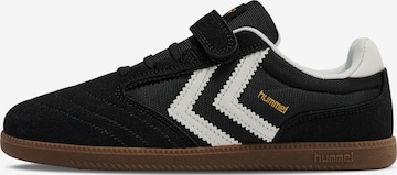 Baskets Hummel en noir : devant