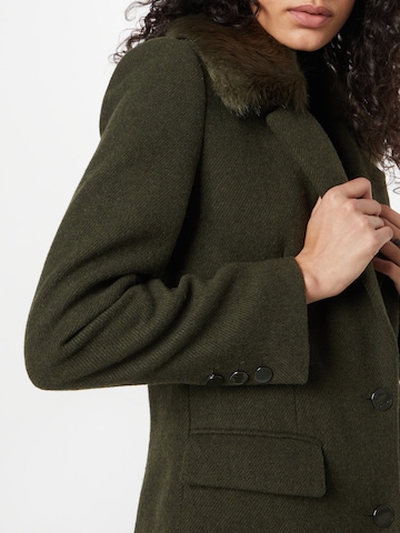 GUESS Přechodný kabát – zelená