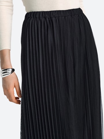 Fustă de la Rich & Royal pe negru