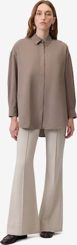 Touché Privé - Camiseta 'Oversized Poplin Shirt' en beige: frente