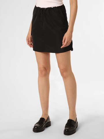 Aygill's Skirt in Black: front