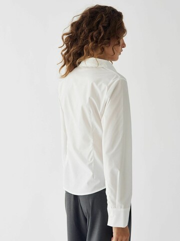 Noella Paita ' N-Loyce Shirt ' värissä valkoinen