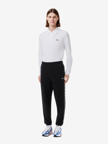 LACOSTE Tapered Sporthose in Schwarz