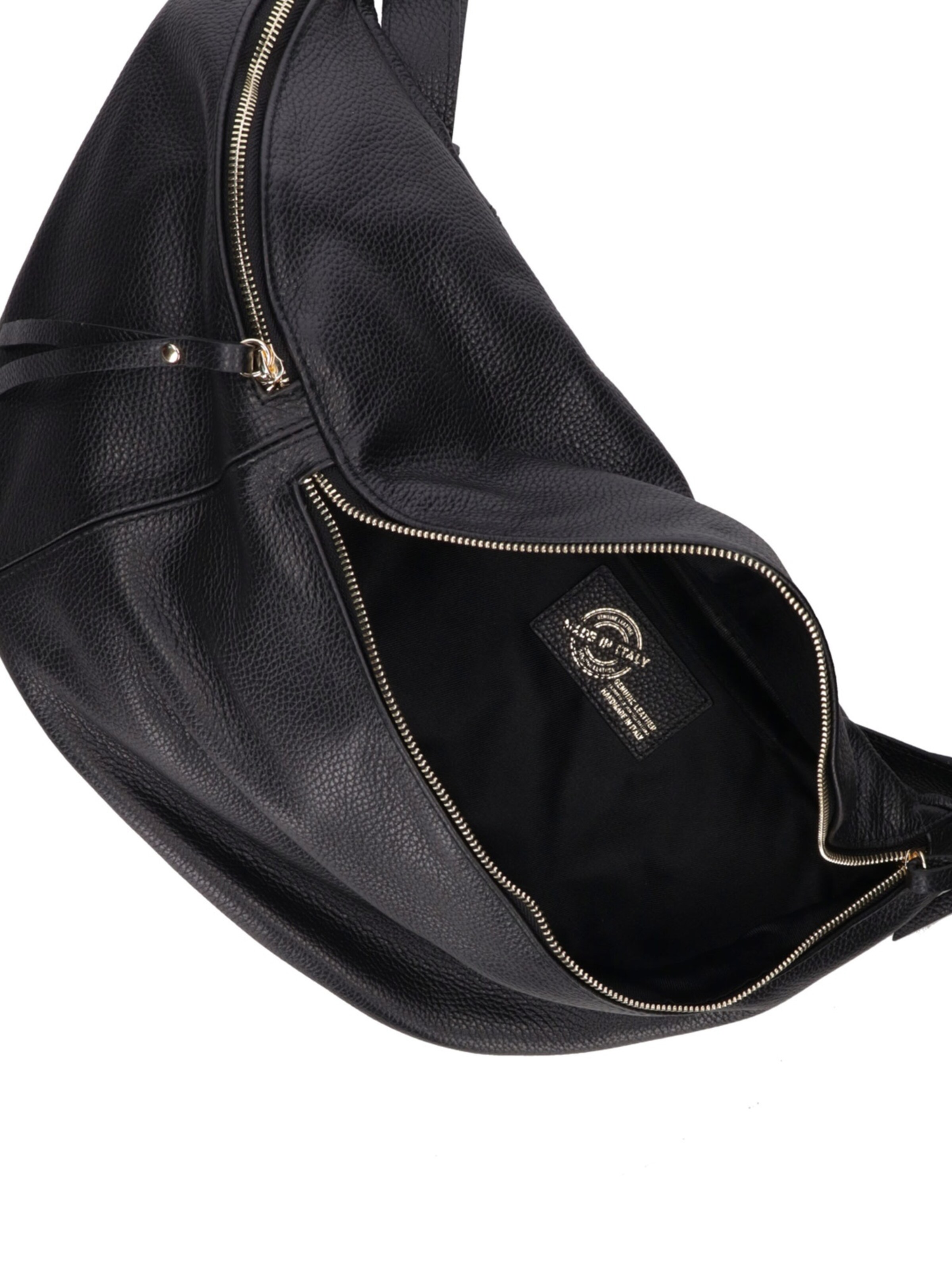 Gave Lux Shoulder Bag in Black