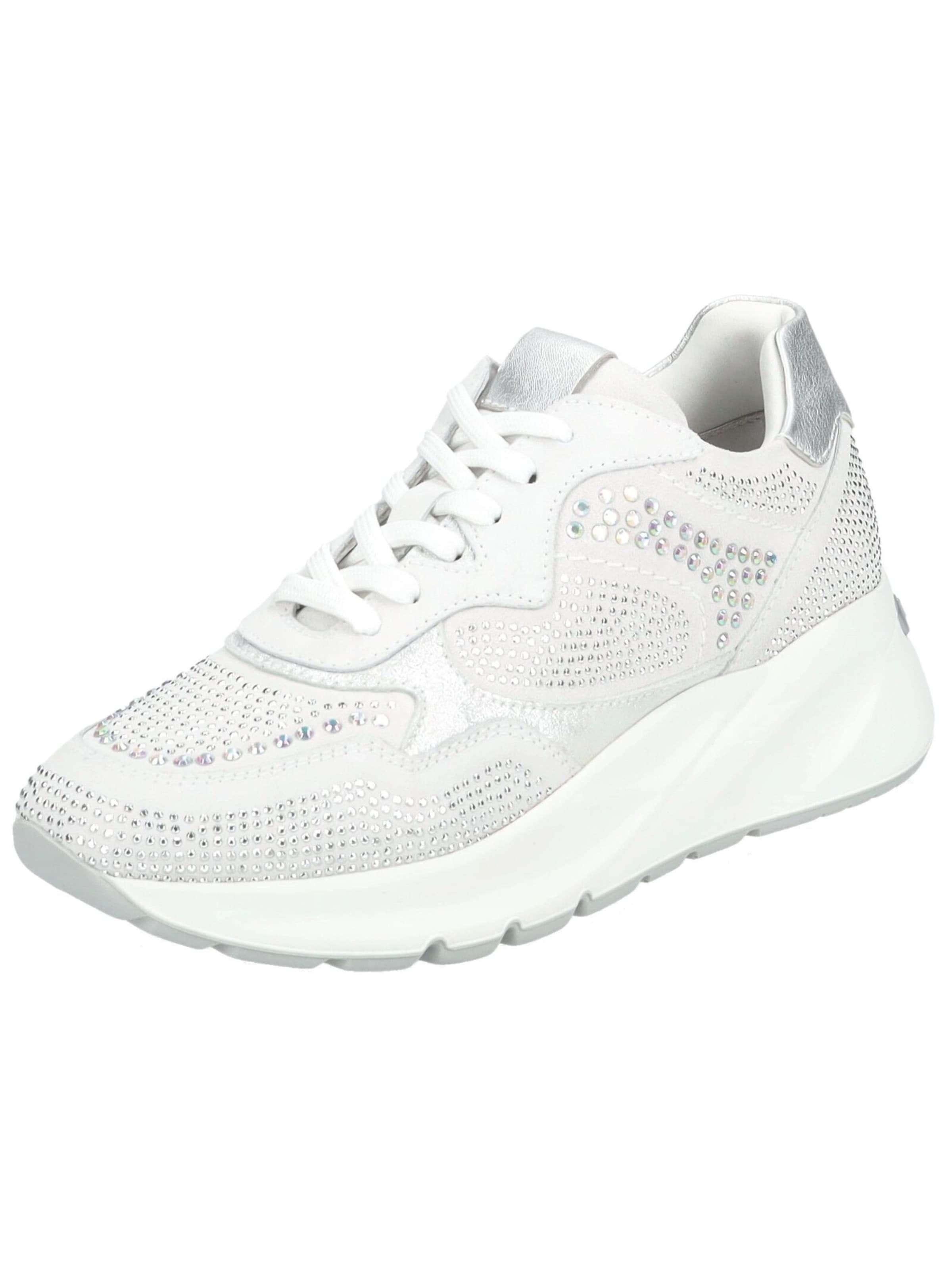 Baskets basses Nero Giardini en blanc : devant