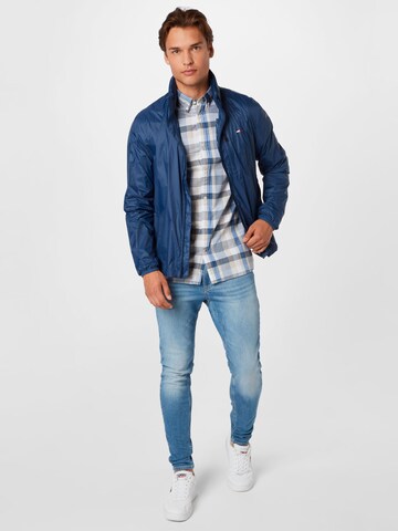 TOMMY HILFIGER Slim Fit Hemd in Blau