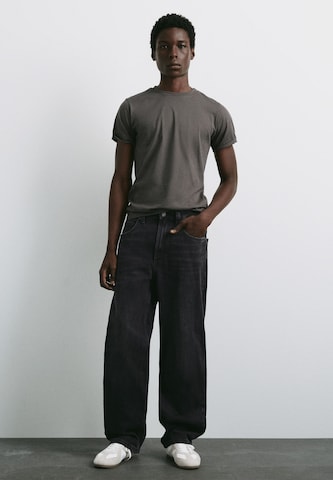 Pull&Bear Baggy Jeans in Zwart
