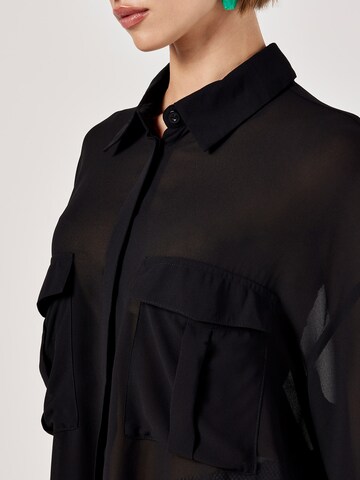 Chemisier ' ' Apricot en noir