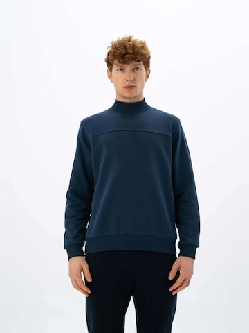 Pull-over Arma en bleu : devant