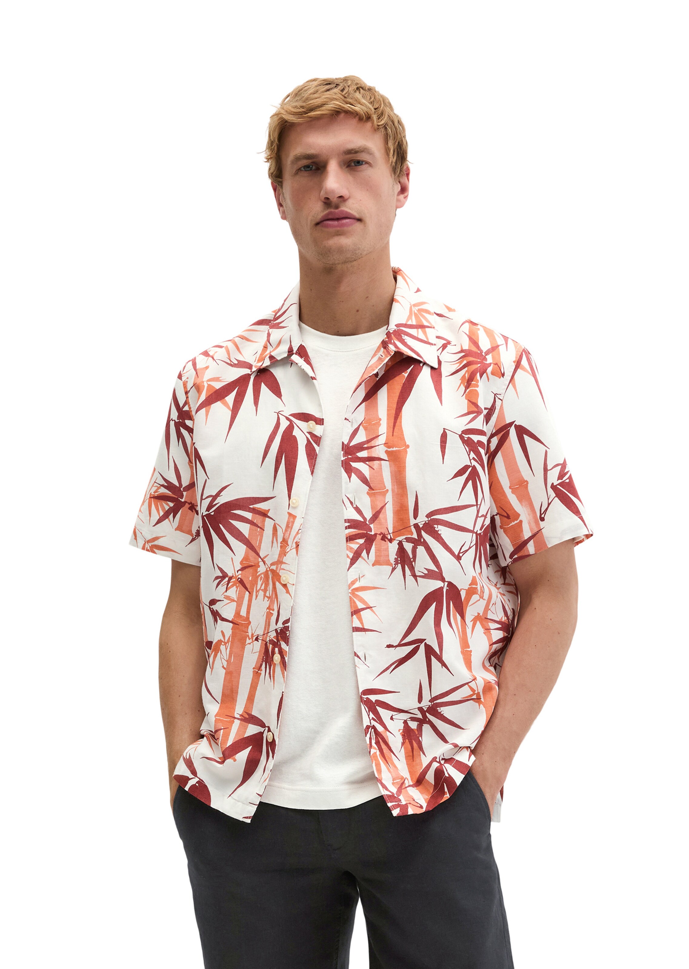 Marc O'Polo Regular fit Button Up Shirt in Red: front