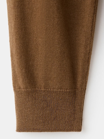 MANGO Пуловер 'MILA' в кафяво