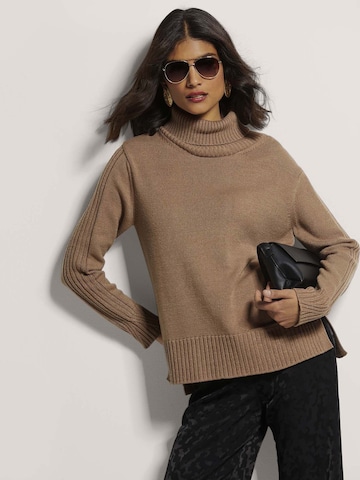 Pull-over MADELEINE en marron : devant