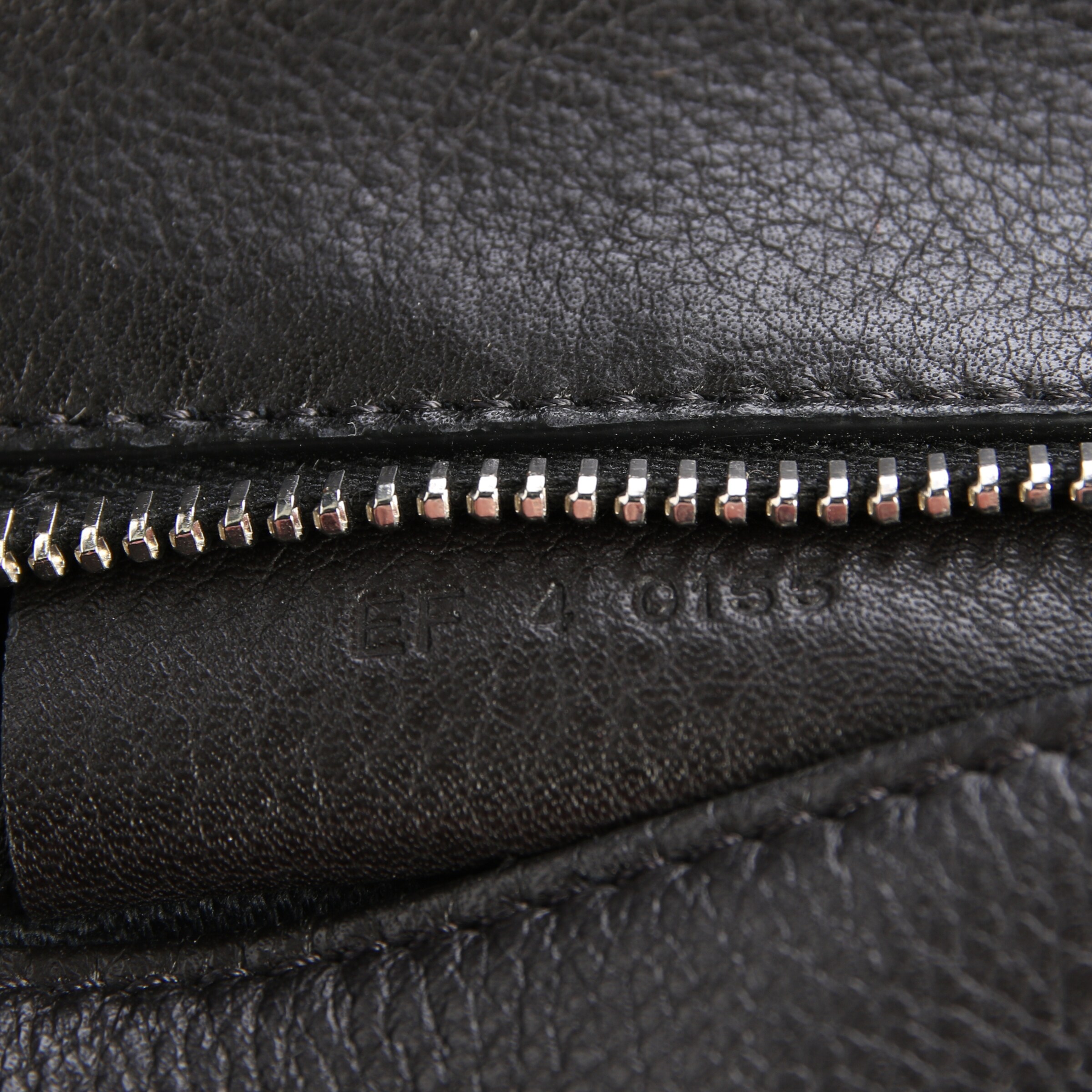 Givenchy Bag in One size in Black