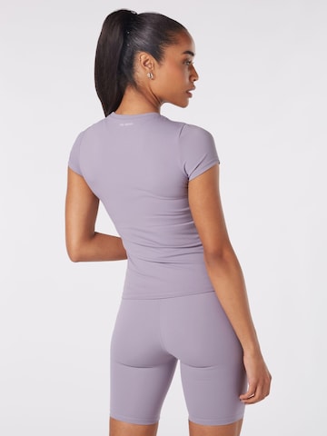YO-GAYA Sporttop 'Short Sleeve Top' in Lila