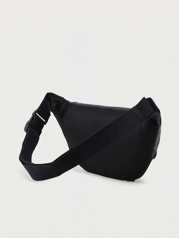 Calvin KleinPojasna torbica - smeđa boja