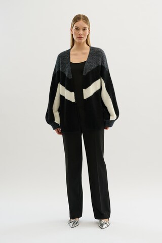 KAREN BY SIMONSEN Oversized vest 'Suleima Dakota' in Zwart
