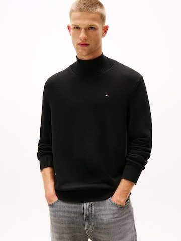Pull-over 'ESS' Tommy Jeans en noir : devant
