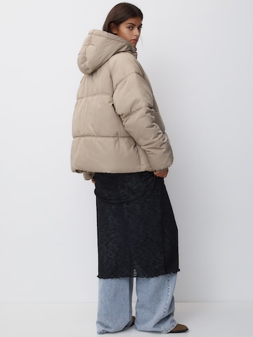 Pull&Bear Zimní bunda – béžová