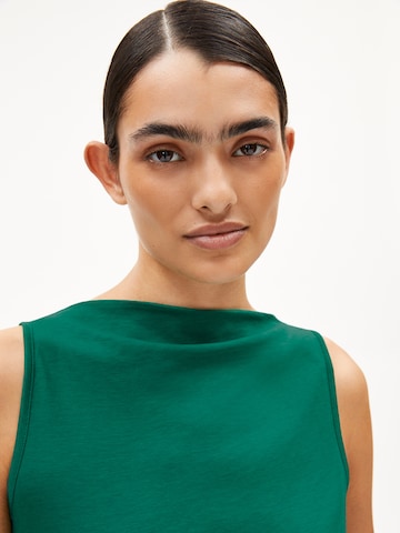 Haut ARMEDANGELS en vert