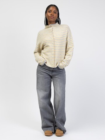 BROKE + SCHÖN Knit Cardigan in Yellow