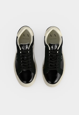 ARMANI EXCHANGE Низкие кроссовки в Черный
